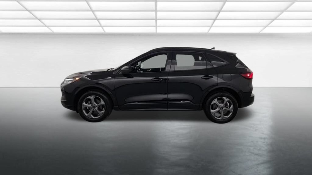Certified 2024 Ford Escape ST-Line AWD/4WD image 6