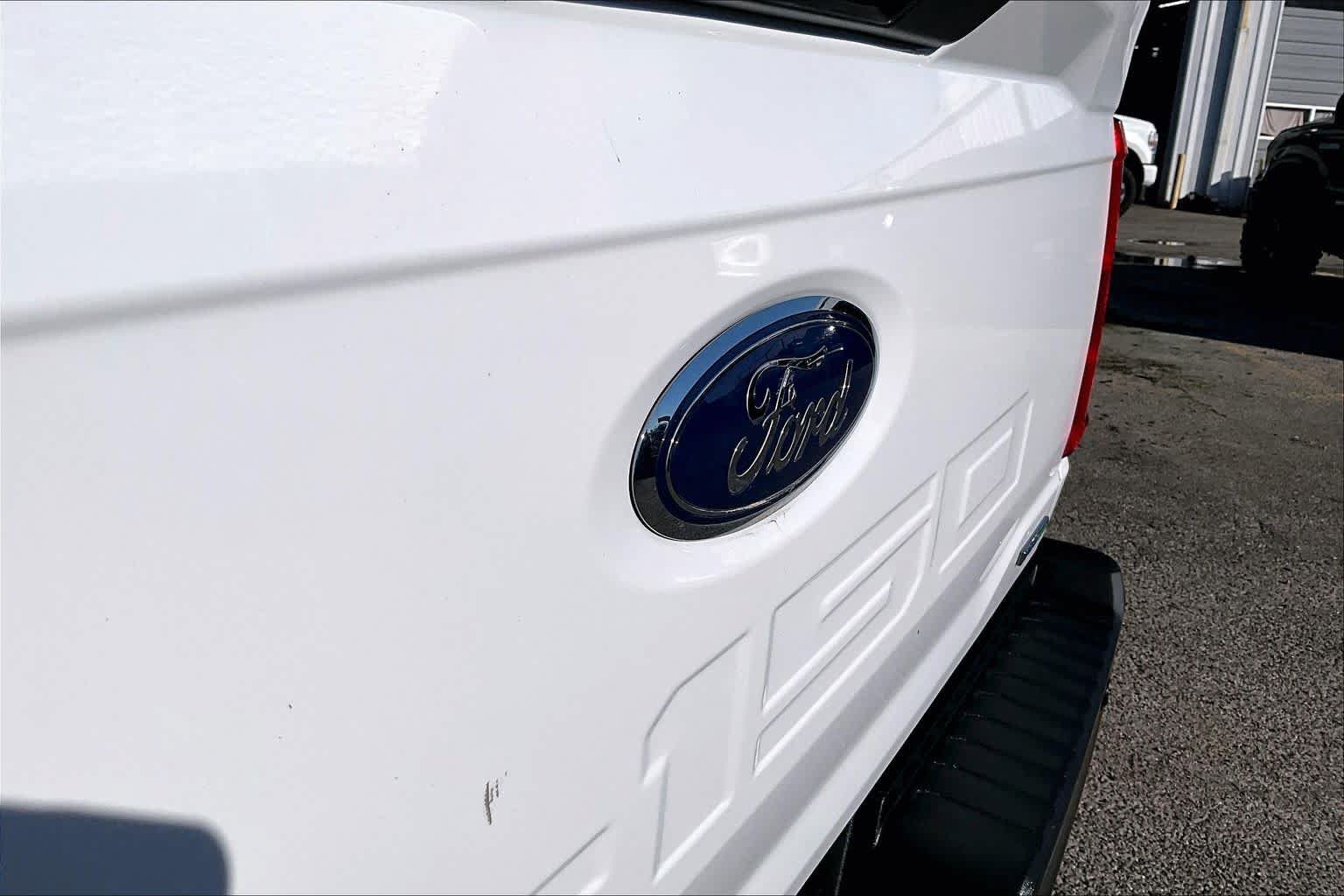 Certified 2022 Ford F150 XL w/ Trailer Tow Package AWD/4WD image 31
