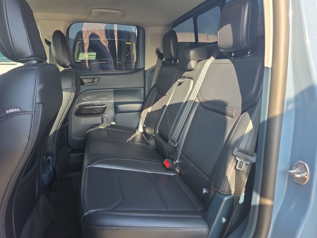 Certified 2025 Ford Maverick Lariat w/ Black Appearance Package image 16