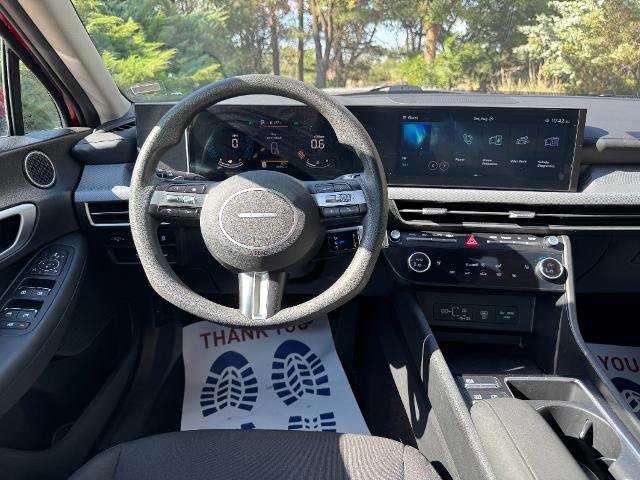 Used 2025 Hyundai Sonata SEL FWD image 13