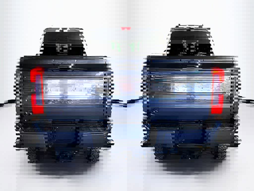 Certified 2024 Ford F250 Platinum w/ Tremor Off-Road Package image 4