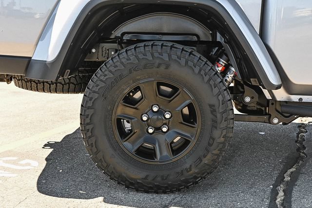 Used 2021 Jeep Gladiator Mojave w/ Trailer Tow Package AWD/4WD image 12