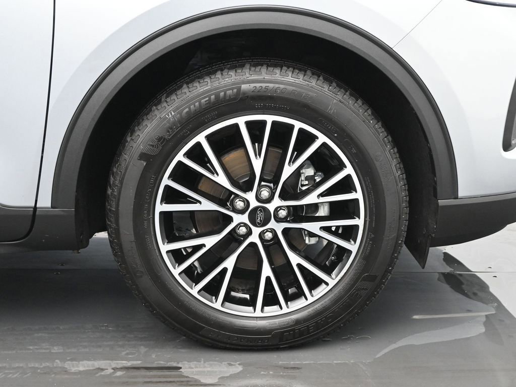 Certified 2023 Ford Escape SE image 50