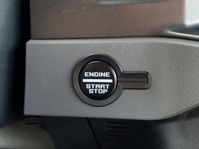 Certified 2024 Ford Bronco Black Diamond w/ Sasquatch Package image 32