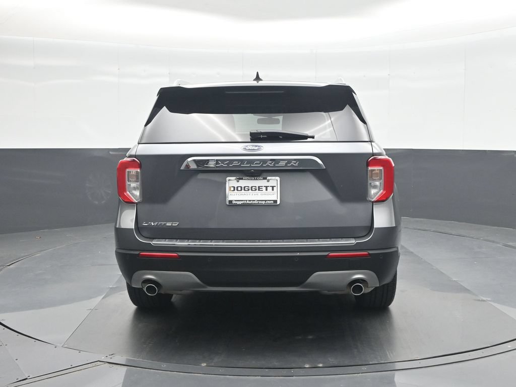 Certified 2022 Ford Explorer Limited w/ Equipment Group 301A RWD image 17
