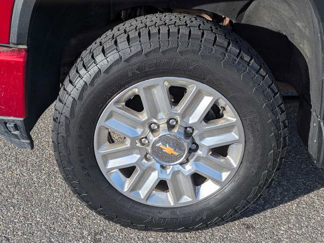 Used 2024 Chevrolet Silverado 2500 High Country w/ Technology Package image 13