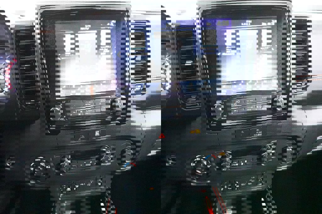 Used 2023 Nissan Frontier PRO-4X w/ Pro-4X Premium Package image 15