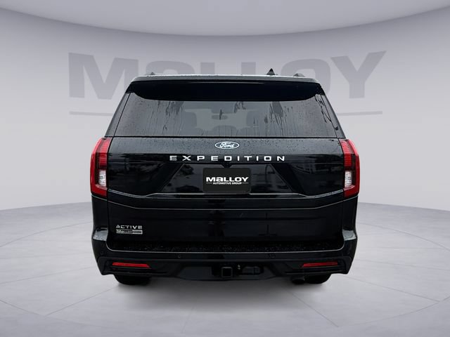 Certified 2025 Ford Expedition Active AWD/4WD image 4