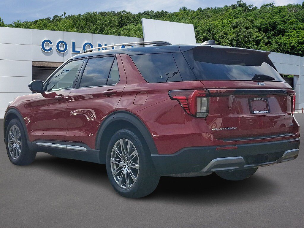 Certified 2025 Ford Explorer Platinum AWD/4WD image 4
