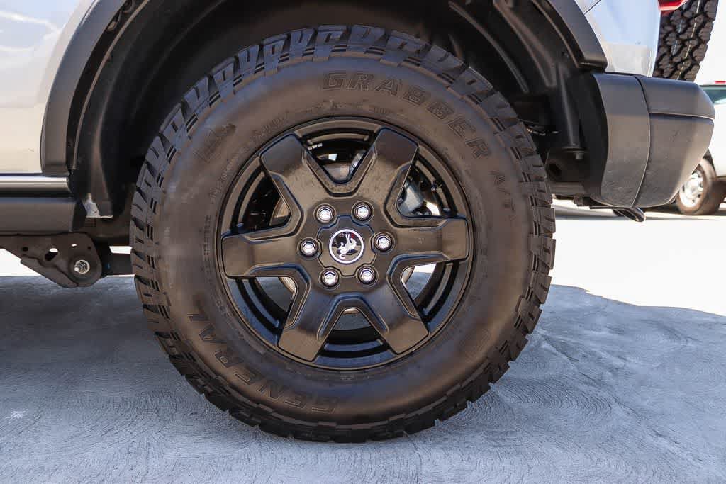 Certified 2024 Ford Bronco Black Diamond AWD/4WD image 10