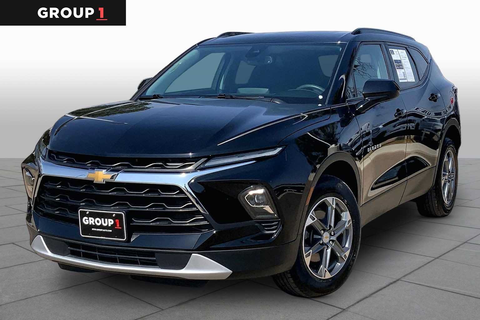 Used 2024 Chevrolet Blazer LT w/ Convenience Package FWD image 1