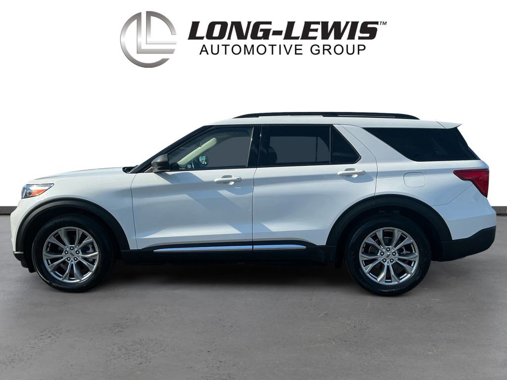 Certified 2020 Ford Explorer XLT w/ Equipment Group 202A RWD image 2