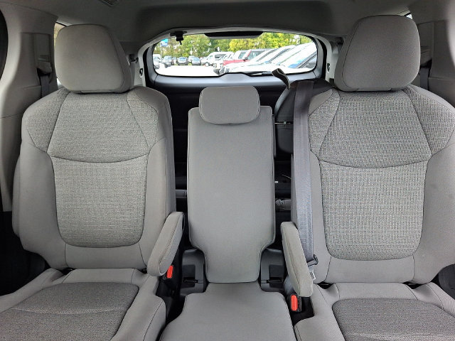 Used 2022 Toyota Sienna LE FWD image 27