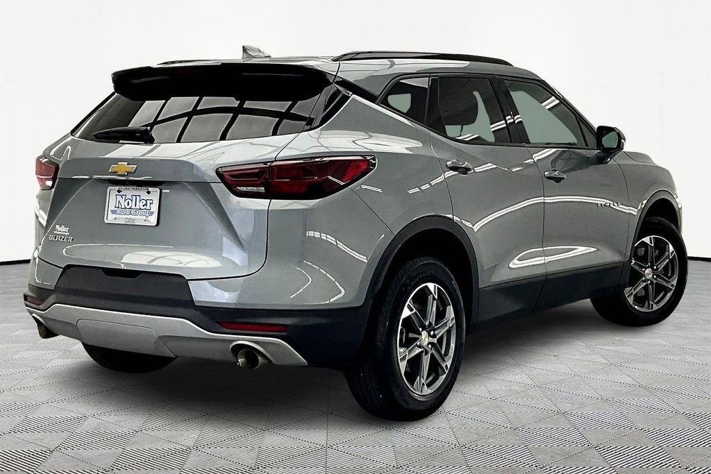 Used 2024 Chevrolet Blazer LT w/ Convenience Package image 4