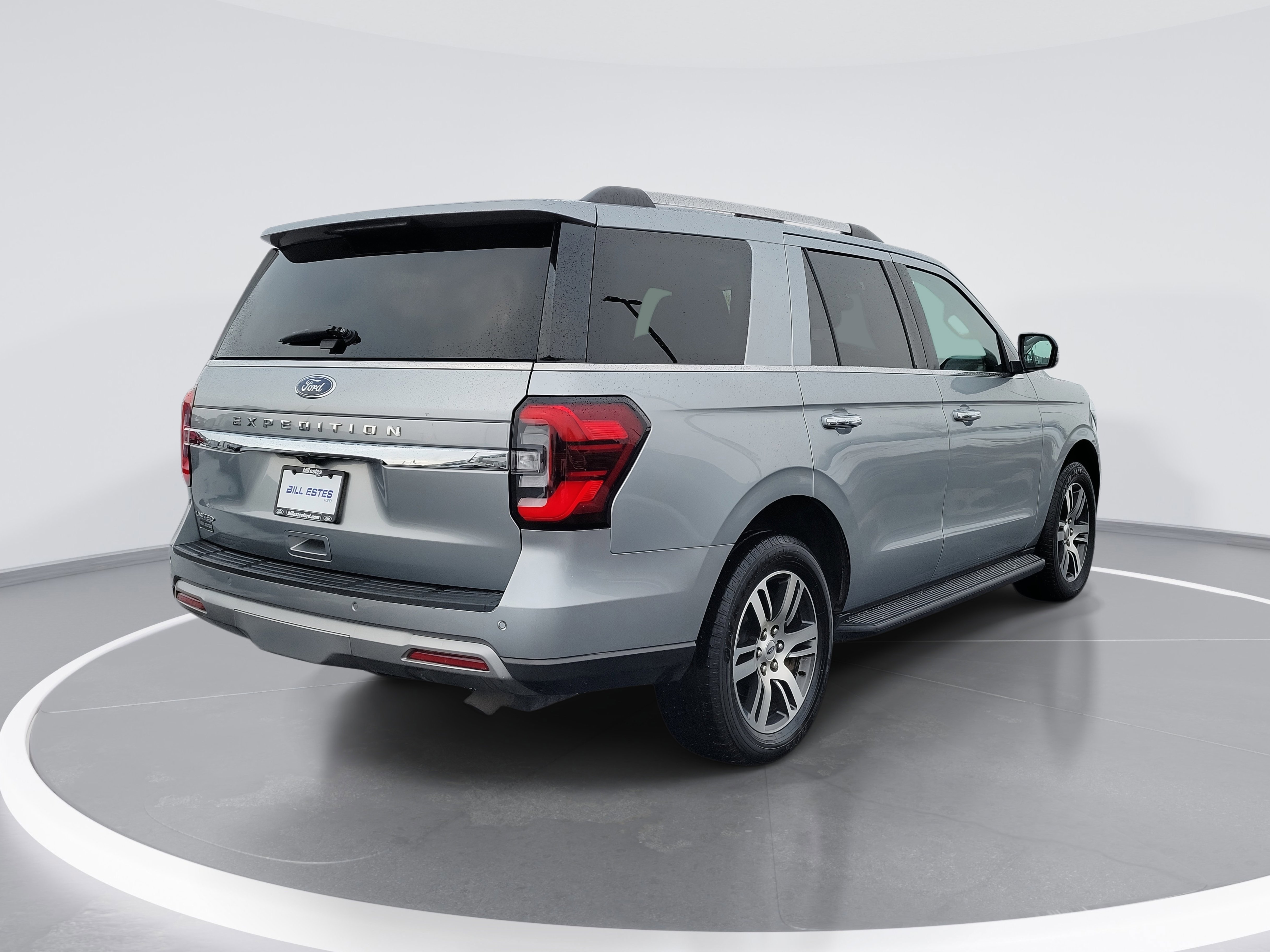 Certified 2024 Ford Expedition Limited image 3