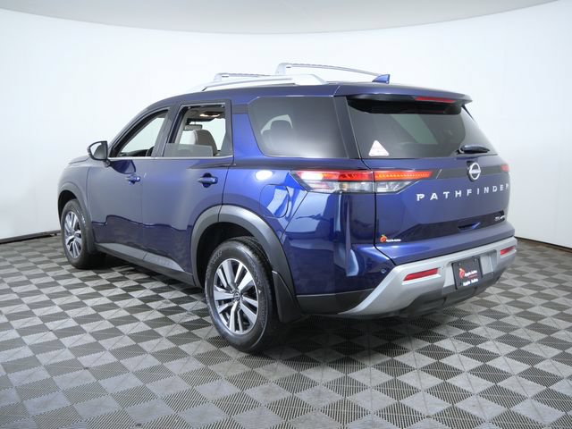 Used 2023 Nissan Pathfinder SL AWD/4WD image 4