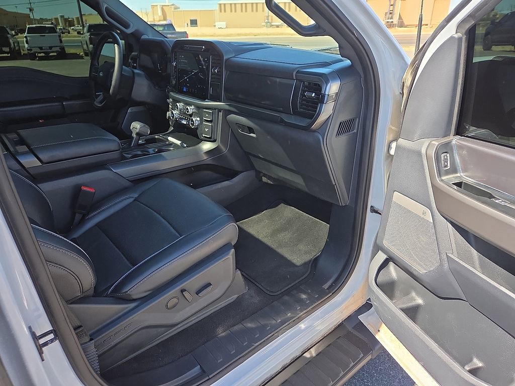 Certified 2025 Ford F150 Lariat w/ Equipment Group 501A Mid image 13