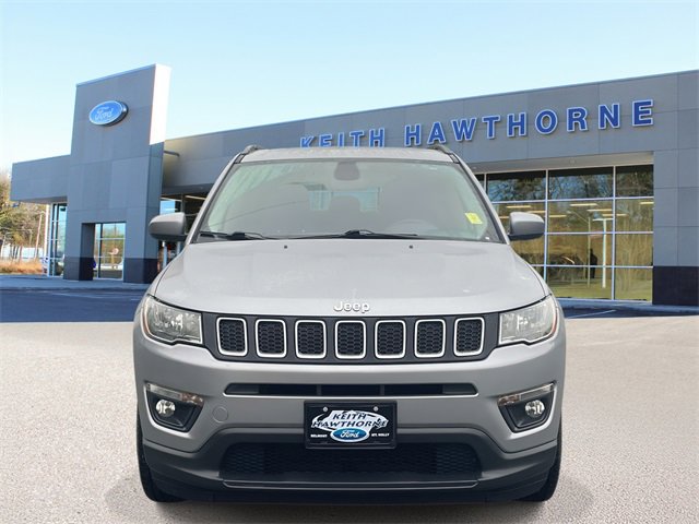 Used 2019 Jeep Compass Latitude w/ Cold Weather Group image 2