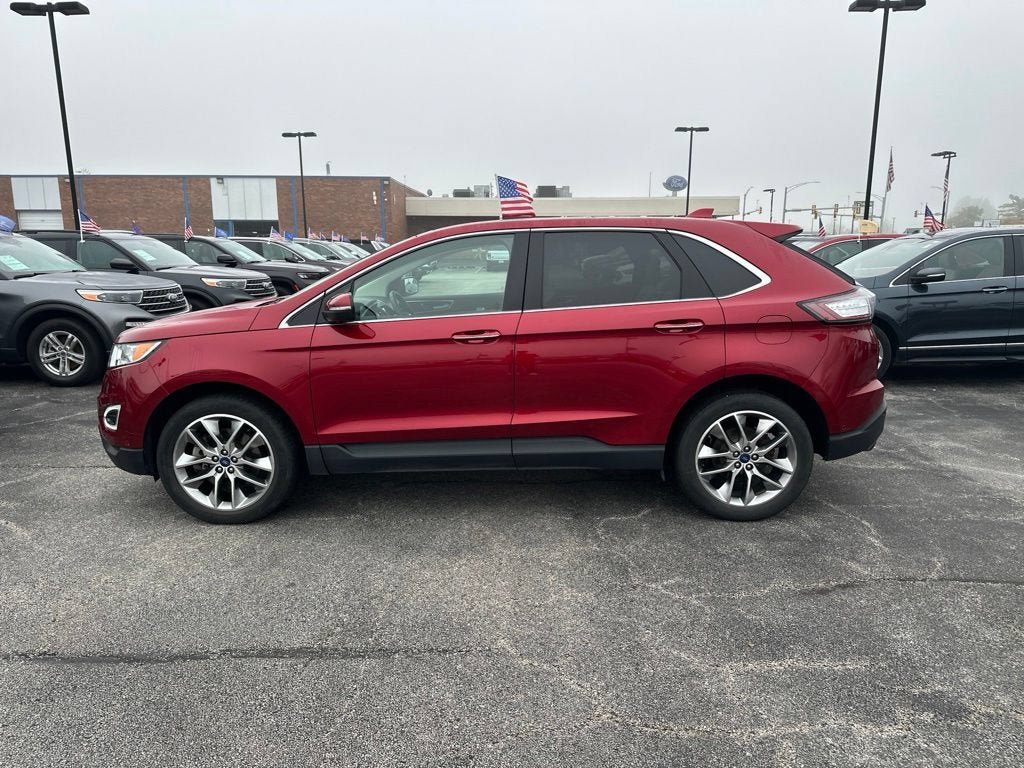 Certified 2018 Ford Edge Titanium w/ Equipment Group 302A AWD/4WD image 8