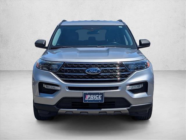 Certified 2021 Ford Explorer XLT w/ Equipment Group 202A RWD image 2