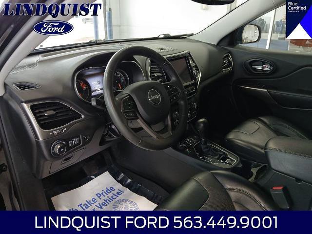 Used 2022 Jeep Cherokee Limited AWD/4WD image 16