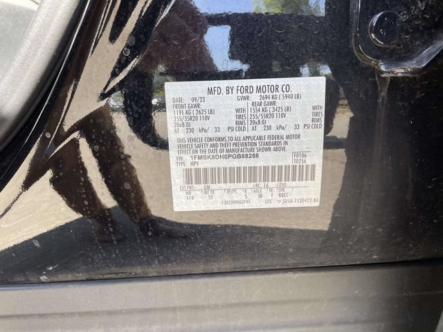 Certified 2023 Ford Explorer XLT w/ Equipment Group 202A AWD/4WD image 38