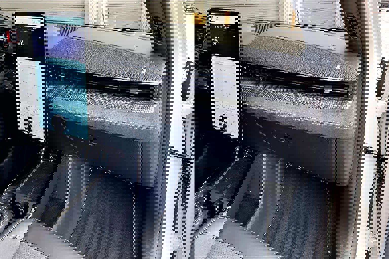 Certified 2025 Ford Mustang Mach-E GT w/ Bronze Appearance Package image 19