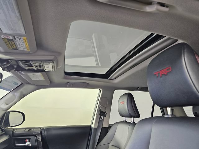 Used 2023 Toyota 4Runner TRD Off-Road Premium w/ Off Road Premium Plus Package AWD/4WD image 25