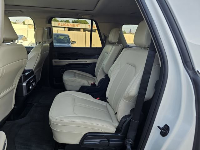 Certified 2021 Ford Expedition Max Platinum image 16
