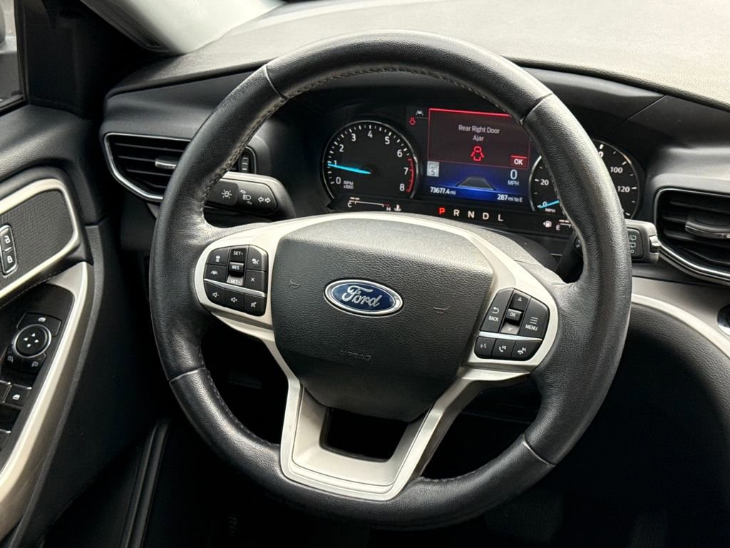 Certified 2023 Ford Explorer XLT image 14