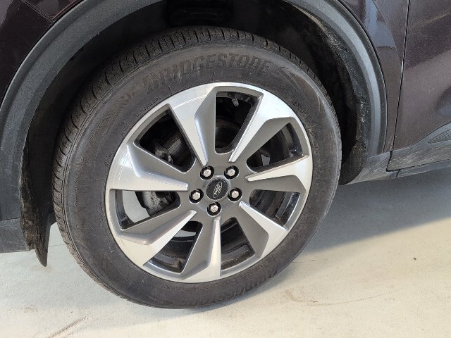 Certified 2023 Ford Escape Platinum AWD/4WD image 9