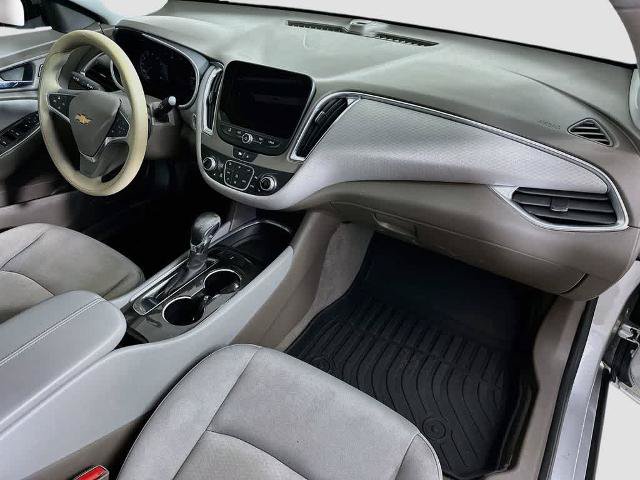 Used 2021 Chevrolet Malibu LT FWD image 31