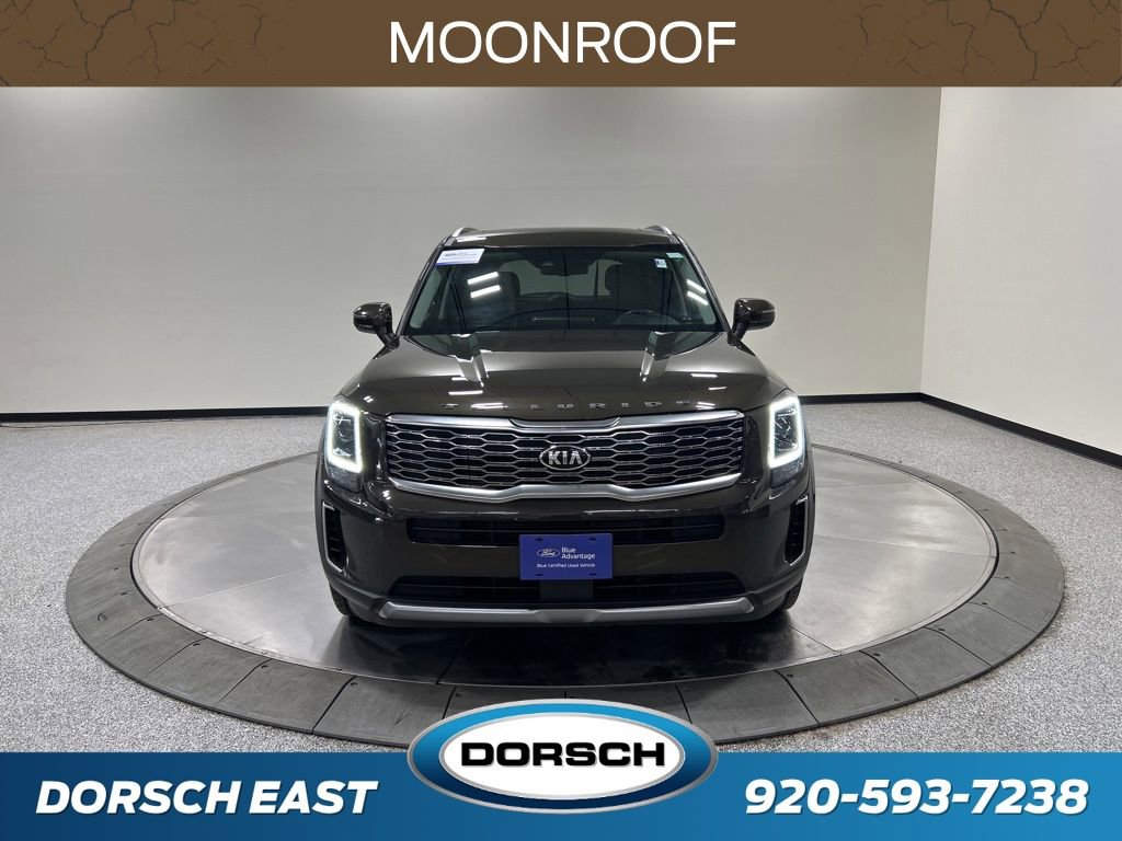 Used 2020 Kia Telluride EX w/ EX Premium Package AWD/4WD image 3