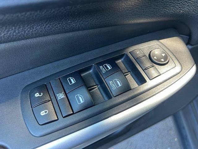 Used 2018 Jeep Cherokee Trailhawk w/ Quick Order Package 27L AWD/4WD image 14