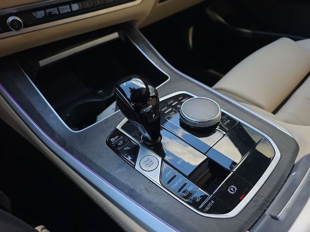 Used 2022 BMW X5 xDrive40i w/ Premium Package AWD/4WD image 36