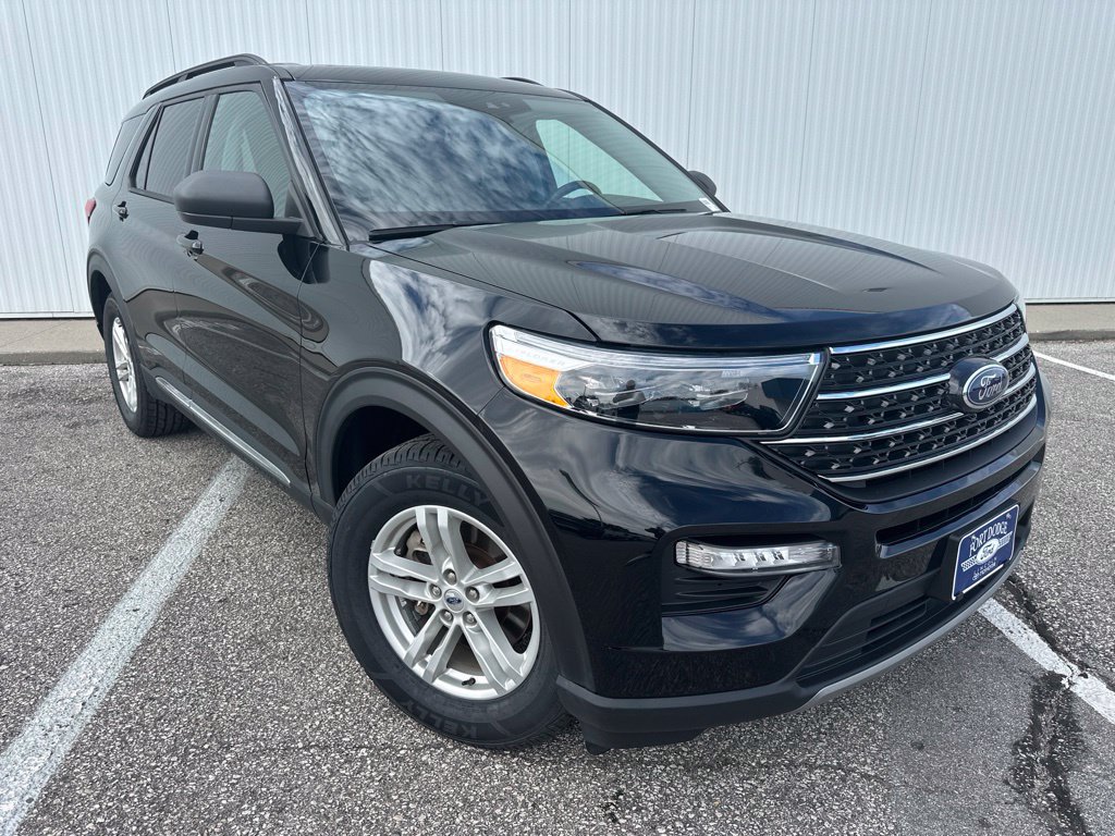 Certified 2021 Ford Explorer XLT w/ Equipment Group 202A AWD/4WD image 10