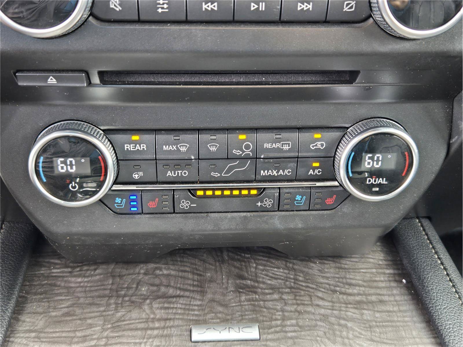Certified 2018 Ford Expedition Limited w/ Equipment Group 302A AWD/4WD image 16