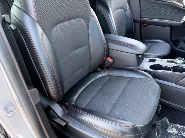 Certified 2023 Ford Escape ST-Line w/ Tech Pack #1 AWD/4WD image 23