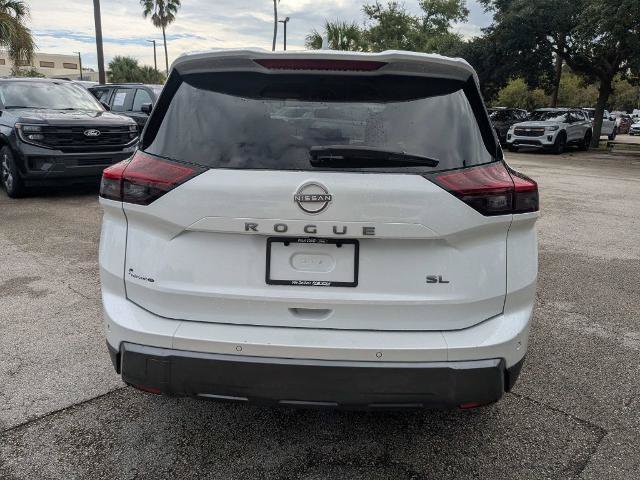 Used 2026 Nissan Rogue SL FWD image 5