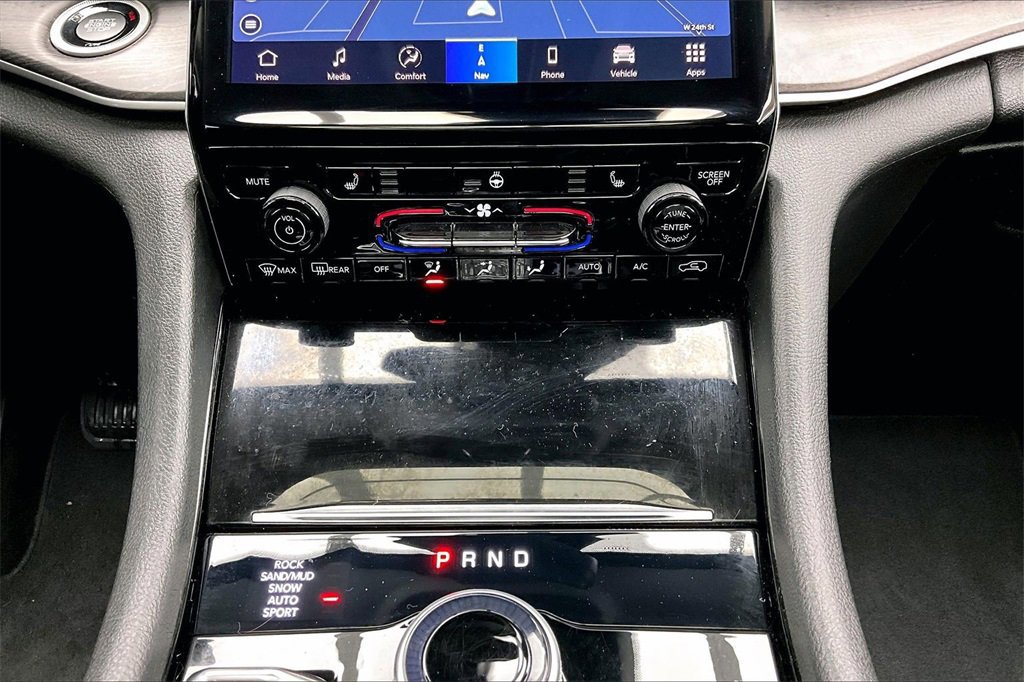 Used 2022 Jeep Grand Cherokee Limited 4xe image 31