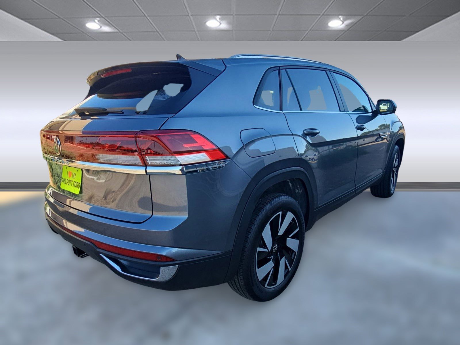 Used 2025 Volkswagen Atlas Cross Sport SE image 9