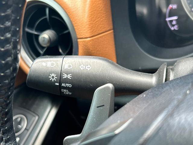 Used 2022 Lexus IS 300 w/ Premium Package RWD image 28
