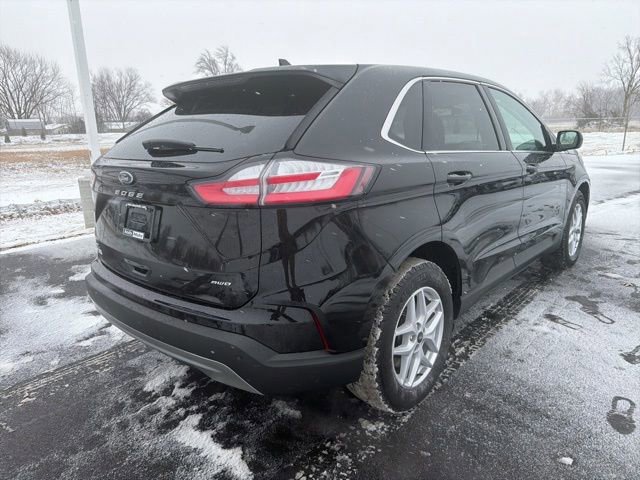 Certified 2024 Ford Edge SEL image 4