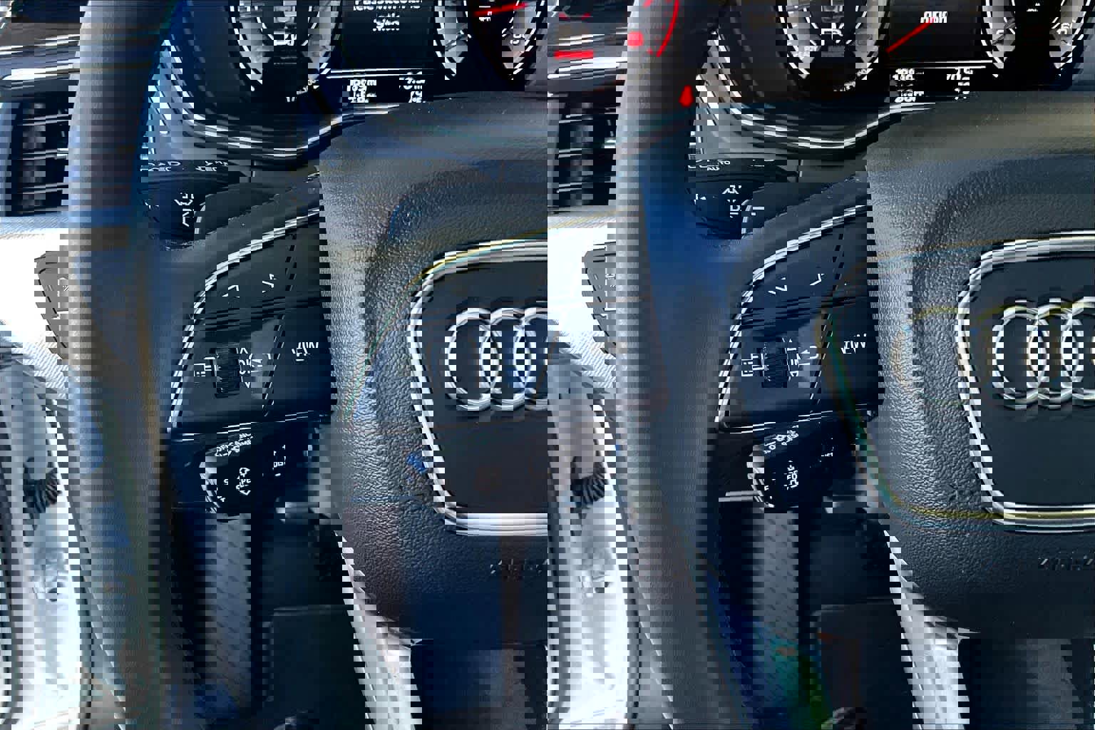 Used 2025 Audi A5 2.0T Premium Plus image 23