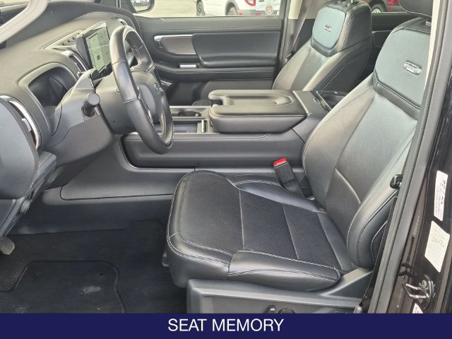 Certified 2025 Ford Expedition Platinum AWD/4WD image 16
