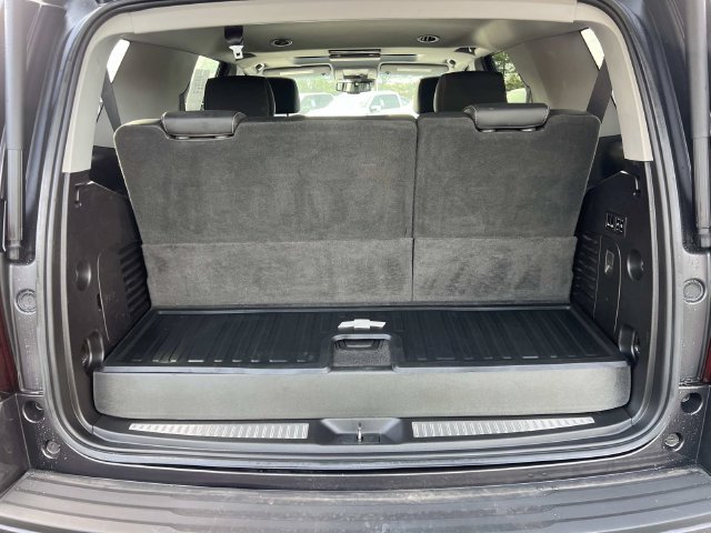 Used 2018 Chevrolet Tahoe LT w/ LT Signature Package AWD/4WD image 12