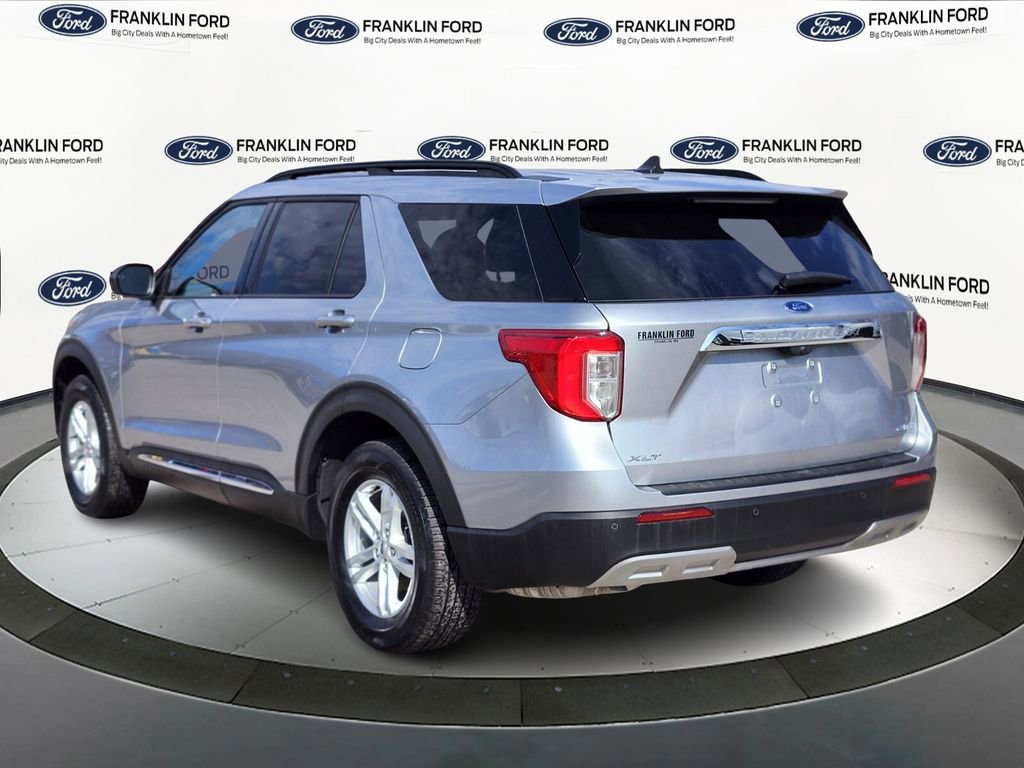 Certified 2023 Ford Explorer XLT w/ Equipment Group 202A image 3