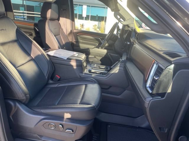 Used 2024 GMC Sierra 2500 Denali w/ Denali Reserve Package AWD/4WD image 24