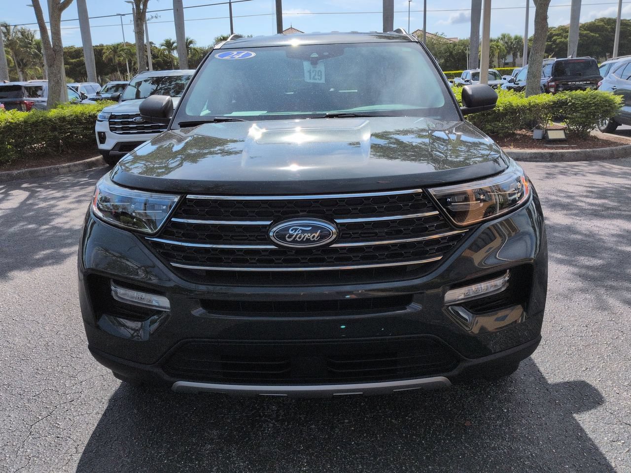 Certified 2024 Ford Explorer XLT w/ Equipment Group 202A AWD/4WD image 9