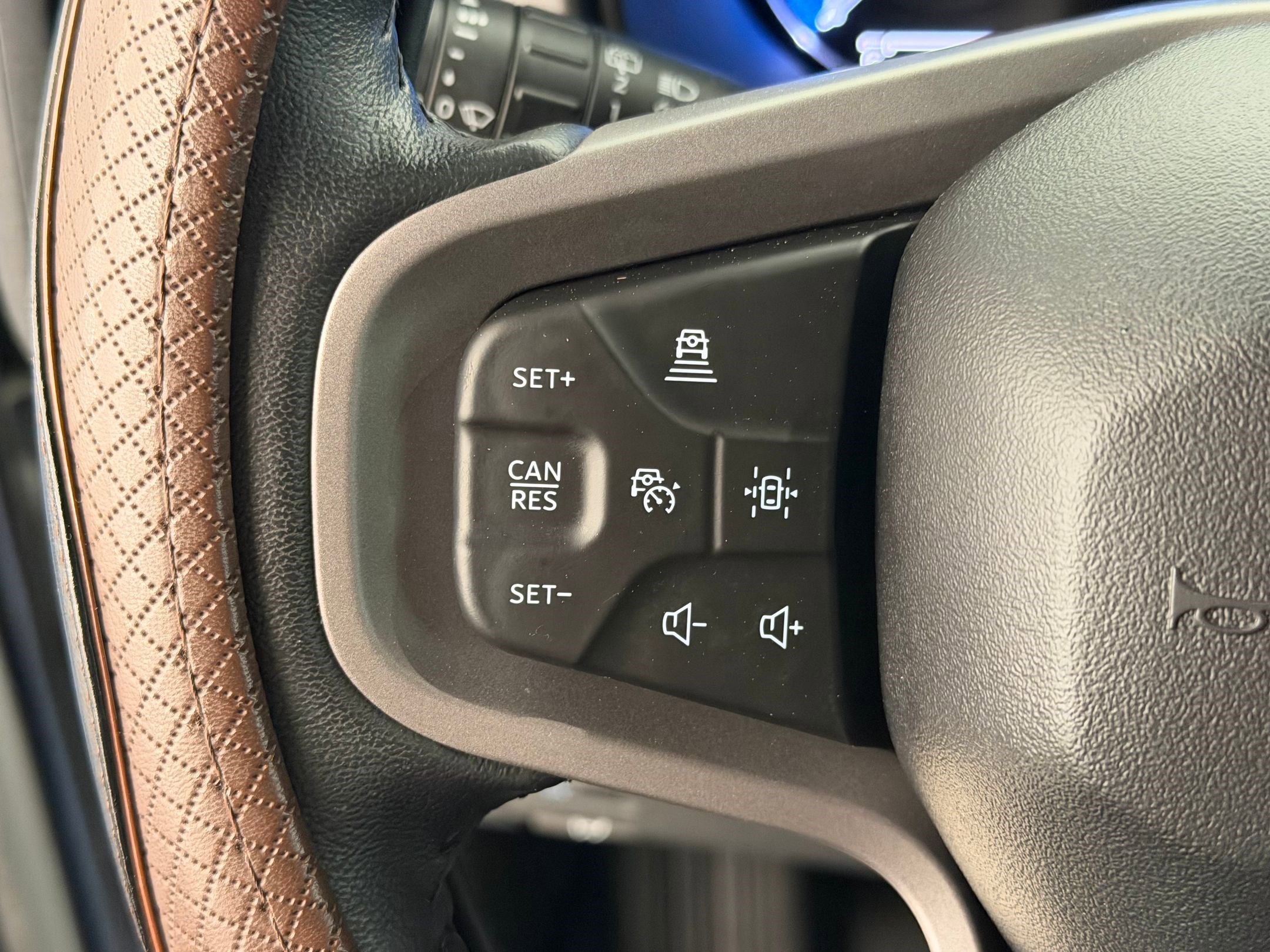 Certified 2024 Ford Bronco Wildtrak image 15